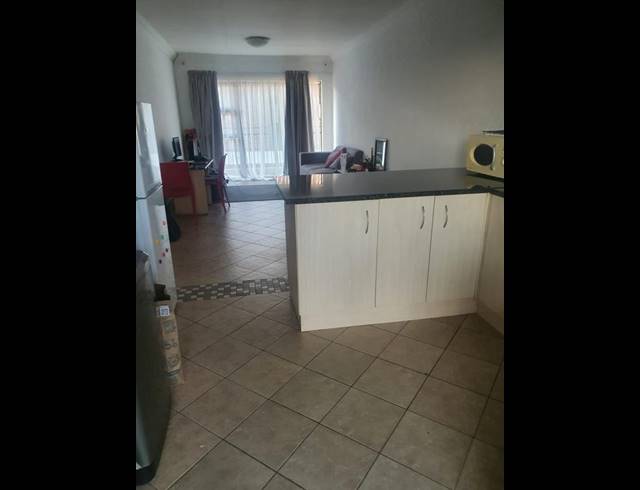 2 BEDROOM APARTMENT FOR SALE IN FLORIDA PARK